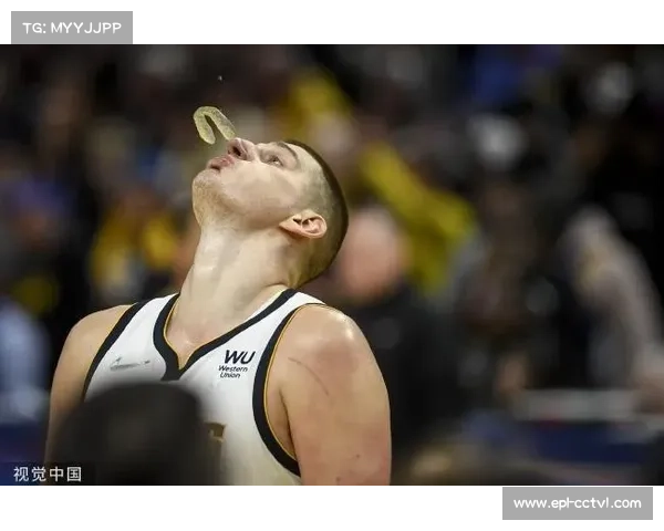 NBA掘金队吉祥物表演失误，球迷互动笑料百出